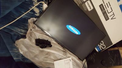 Лот: 12029605. Фото: 1. Samsung 32 дюйма Full HD. Телевизоры