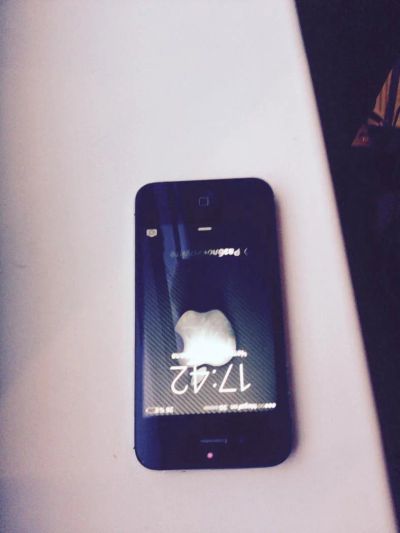 Лот: 6990866. Фото: 1. iPhone 4s 64Gb. Смартфоны