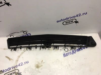 Лот: 21716136. Фото: 1. решетка в бампер Opel Vectra С. Кузов