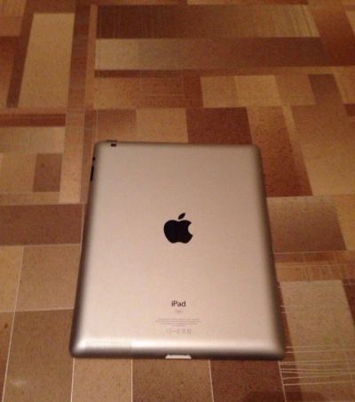 Лот: 8931503. Фото: 1. IPad 3 Retina. Планшеты