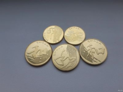 Лот: 17971152. Фото: 1. Китай полный набор из 5 монет... Азия