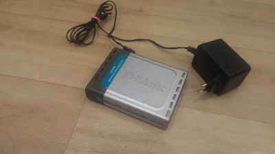 Лот: 20285116. Фото: 1. Продам коммутатор (switch) D-Link... Коммутаторы