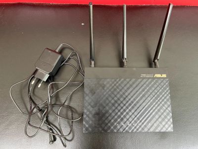 Лот: 21510919. Фото: 1. Wi-Fi роутер ASUS RT-AC66U. Маршрутизаторы (роутеры)