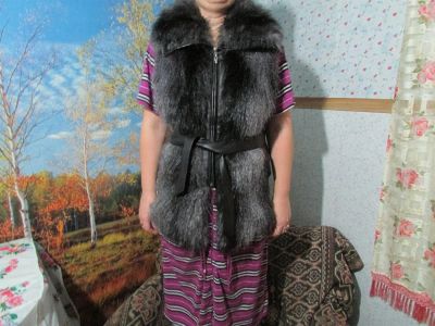 Лот: 3685395. Фото: 1. меховой жилет. Верхняя одежда