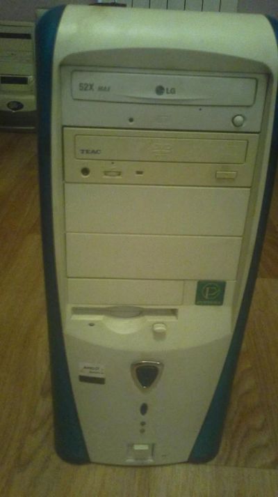 Лот: 3703659. Фото: 1. Системный блок Athlon 2400+, читайте... Компьютеры в сборе
