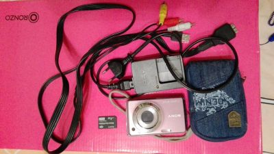 Лот: 6649304. Фото: 1. Цифровой фотоаппарат Sony Cyber-shot... Цифровые компактные