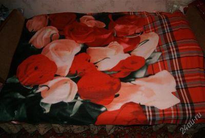 Лот: 2206469. Фото: 1. Плед "розы". Одеяла, подушки