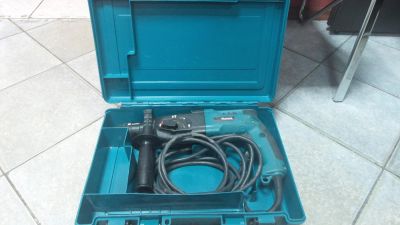 Лот: 4826838. Фото: 1. Продам перфоратор Makita HR2450FT... Электроинструмент