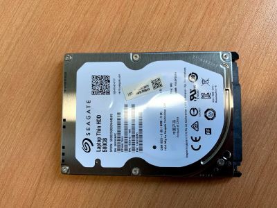 Лот: 13452790. Фото: 1. Жесткий диск Seagate Momentus... Жёсткие диски (HDD)