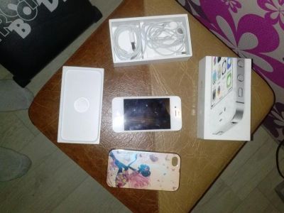 Лот: 7779165. Фото: 1. iphone 4s. Смартфоны