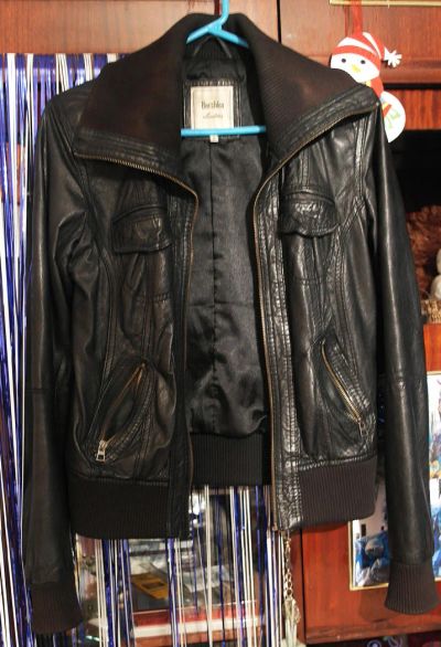 Лот: 4969905. Фото: 1. Куртка кожаная Bershka (нет собачки... Верхняя одежда