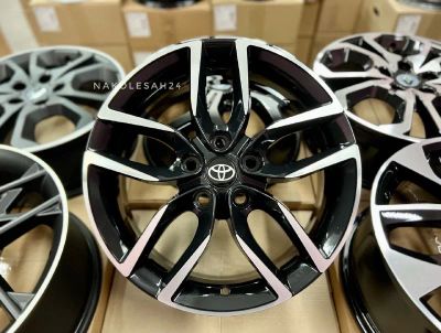 Лот: 19968723. Фото: 1. Диски литые R17 Toyota C-HR Тойота. Диски