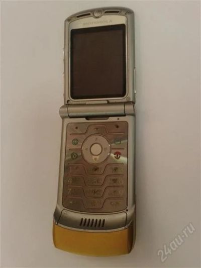 Лот: 2483047. Фото: 1. motorola V3i неисправен, без АКБ... Кнопочные мобильные телефоны