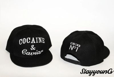 Лот: 4152262. Фото: 1. Бейсболка Cocaine & caviar. Другое (одежда, обувь, галантерея)