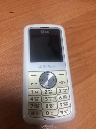 Лот: 9372105. Фото: 1. lg kp 105(700-1). Кнопочные мобильные телефоны