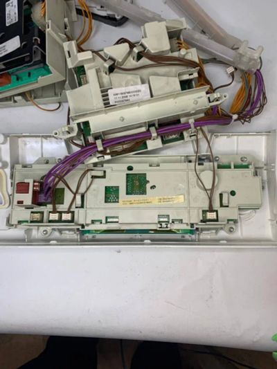 Лот: 21369712. Фото: 1. модуль стиральной машины siemens... Запчасти для стиральных и посудомоечных машин