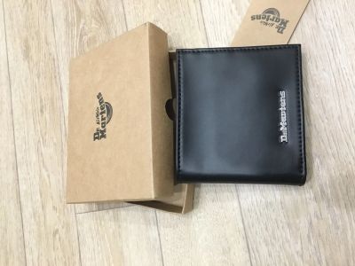 Лот: 14982138. Фото: 1. Кошелёк dr.martens. Бумажники, кошельки, портмоне