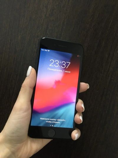 Лот: 16073829. Фото: 1. iPhone 7 Black 32GB Гарантия. Смартфоны