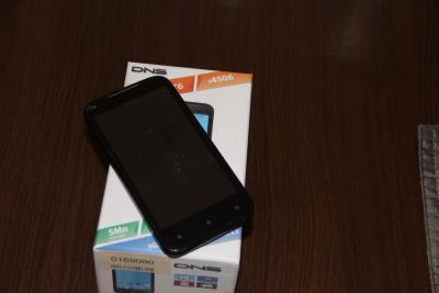 Лот: 8802769. Фото: 1. Смартфон DNS s4506. Смартфоны