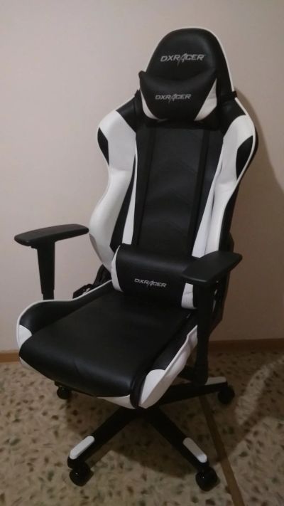 Лот: 12093163. Фото: 1. Игровое кресло DXRacer. Стулья и кресла офисные