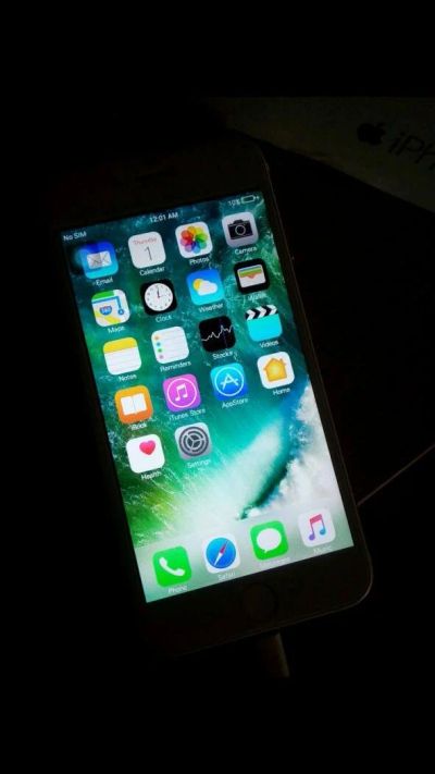 Лот: 10156197. Фото: 1. Iphone 7 128gb. Смартфоны