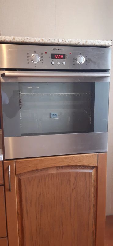 Лот: 18337286. Фото: 1. Духовой шкаф Electrolux EOB53100X. Плиты, духовые шкафы, варочные поверхности