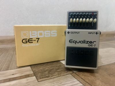 Лот: 15940582. Фото: 1. BOSS GE-7. Гитарные эффекты и комбоусилители