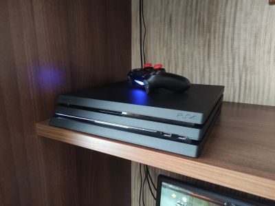 Лот: 16866285. Фото: 1. Sony Playstation 4 Pro 1Tb (CUH-7216B... Игры для консолей