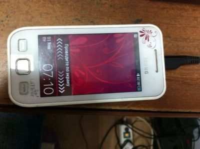 Лот: 4574665. Фото: 1. Сотовый телефон Samsung Wave 525GT-... Кнопочные мобильные телефоны