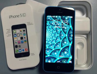 Лот: 7169318. Фото: 1. iPhone 5C. Смартфоны