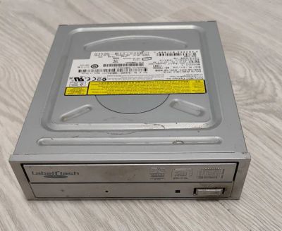 Лот: 22269377. Фото: 1. CD DVD RW. Приводы CD, DVD, BR, FDD