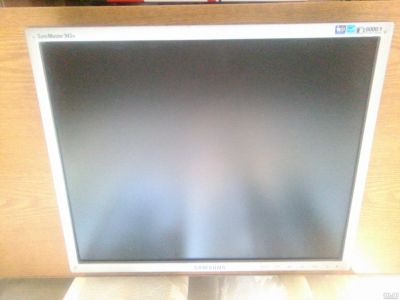 Лот: 12998486. Фото: 1. Монитор Samsung SyncMaster 943N. ЖК-мониторы