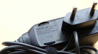 Лот: 14585150. Фото: 1. nokia acp-12e зарядка. Зарядные устройства, блоки питания, адаптеры сетевые для смартфонов