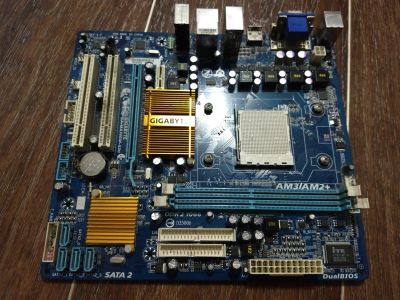 Лот: 12052008. Фото: 1. Материнская плата gigabyte ga-ma74gm-s2h. Материнские платы