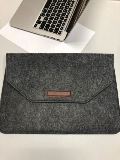 Лот: 13043738. Фото: 1. Сумка из войлока для Apple MacBook... Сумки, рюкзаки