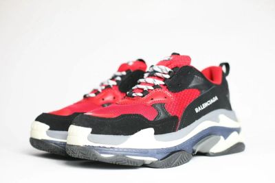 Лот: 16834778. Фото: 1. Кроссовки женские Balenciaga Triple... Кеды, кроссовки, слипоны