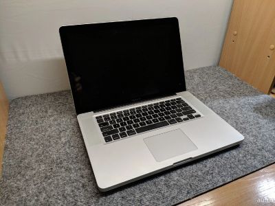 Лот: 15686570. Фото: 1. Ноутбук Macbook Pro 15 2010г... Ноутбуки