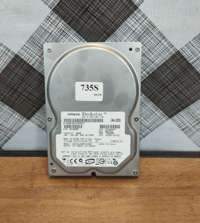 Лот: 20286622. Фото: 1. Жесткий диск SATA-II 3,5 Hitachi... Жёсткие диски (HDD)
