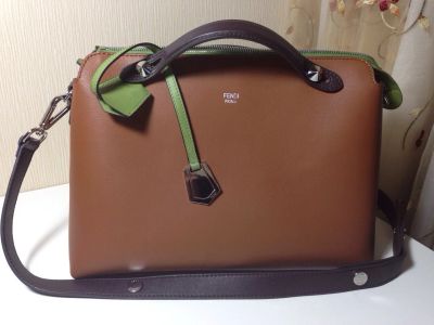 Лот: 4497263. Фото: 1. Сумка Fendi натуральная кожа Италия... Сумки