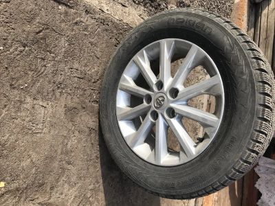 Лот: 16499663. Фото: 1. Nokian hakkapelita 215/60/R16. Шины