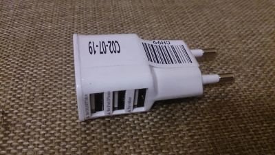 Лот: 7309653. Фото: 1. USB зарядка. Зарядные устройства, блоки питания, адаптеры сетевые для смартфонов