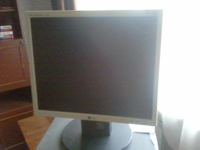 Лот: 6406701. Фото: 1. Монитор Lg 17. ЖК-мониторы