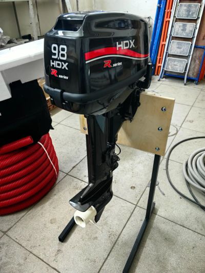 Лот: 25510468. Фото: 1. Лодочный мотор hdx 9.8. Лодочные моторы