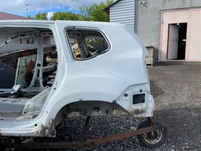 Лот: 22493252. Фото: 1. крыло Renault Duster HSM. Другое (автозапчасти)