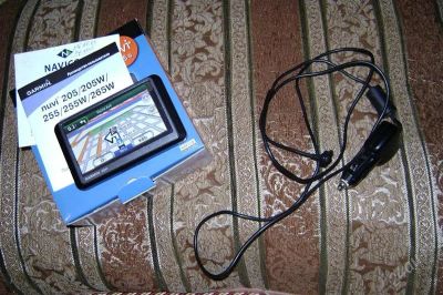 Лот: 808995. Фото: 1. Автомобильный GPS навигатор Garmin... GPS-навигаторы