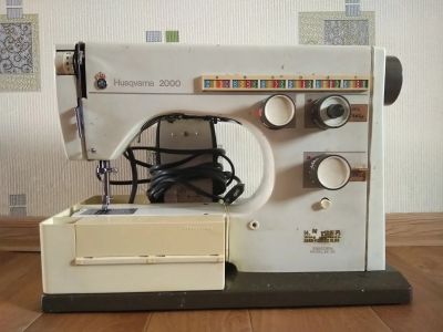 Лот: 13958159. Фото: 1. Швейная машинка Husqvarna 2000. Швейная, вязальная