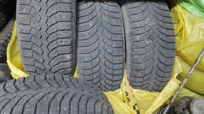 Лот: 18157550. Фото: 1. Bridgestone Blizzak spike 01(комплект... Шины