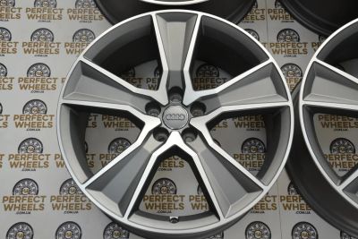 Лот: 12650115. Фото: 1. Диски R20 Audi Q5 SQ5 FY 80A601025T. Диски