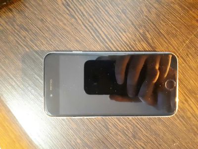 Лот: 10830461. Фото: 1. Iphone 6 в хорошем состоянии. Смартфоны
