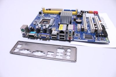 Лот: 12842046. Фото: 1. asrock g31. Материнские платы